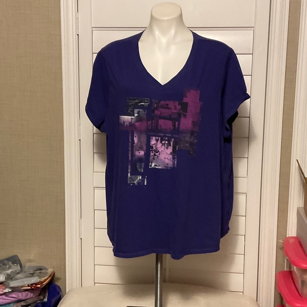 Tek Gear Purple Graphic Short Sleeve Top